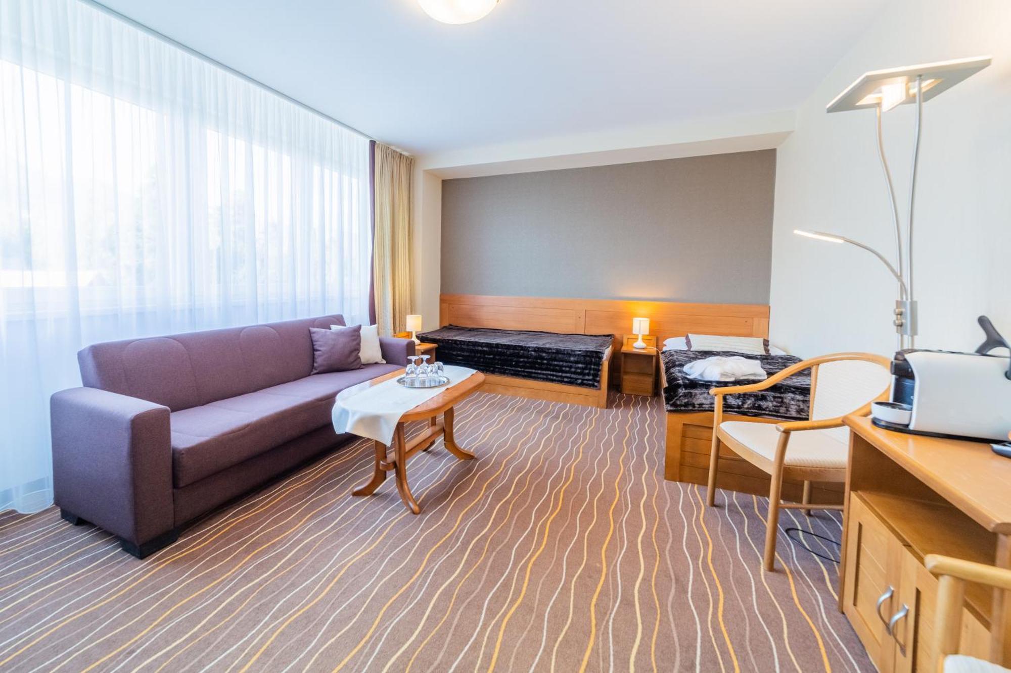 Kontakt Wellness Hotel Tatranská Lomnica Εξωτερικό φωτογραφία