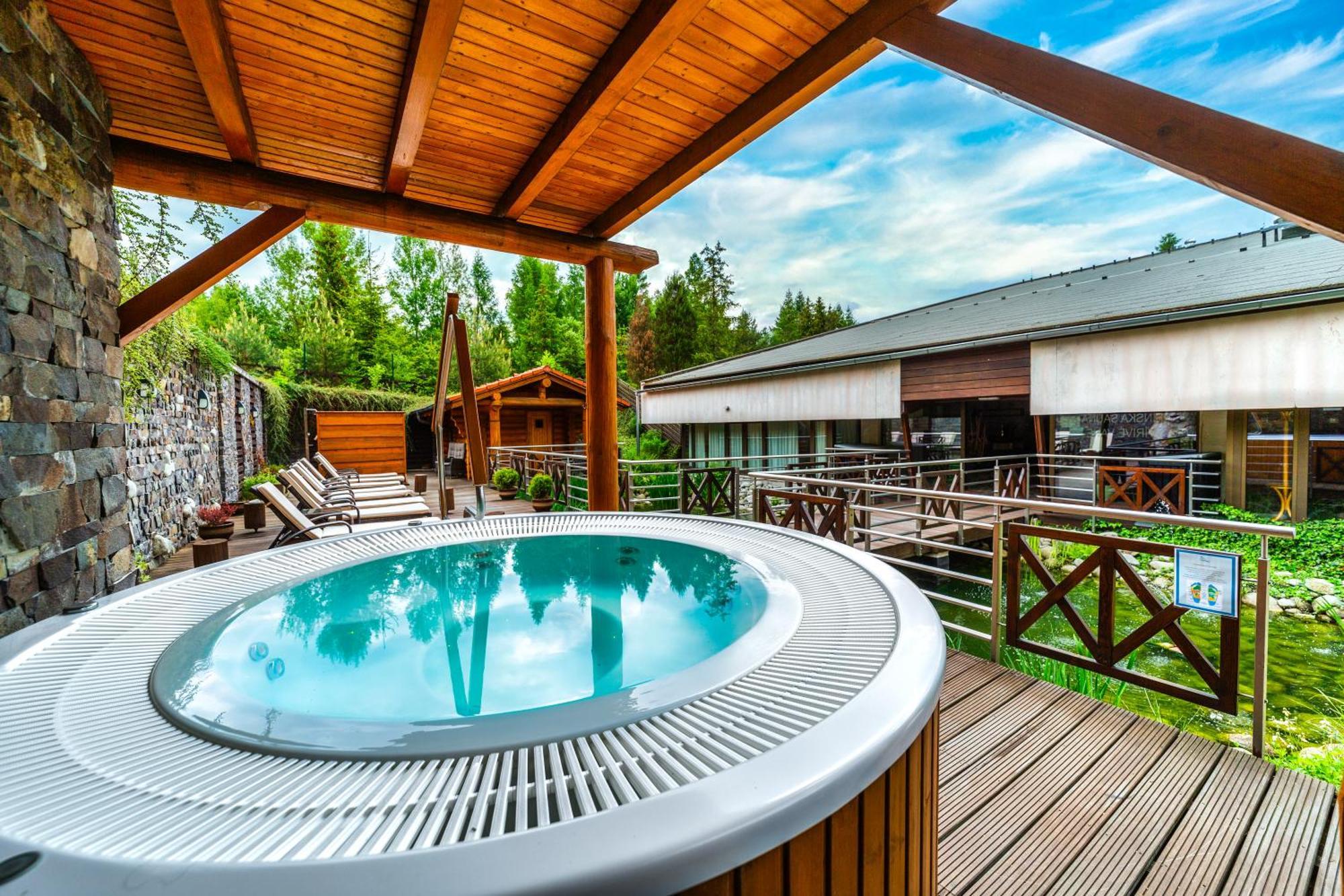 Kontakt Wellness Hotel Tatranská Lomnica Εξωτερικό φωτογραφία