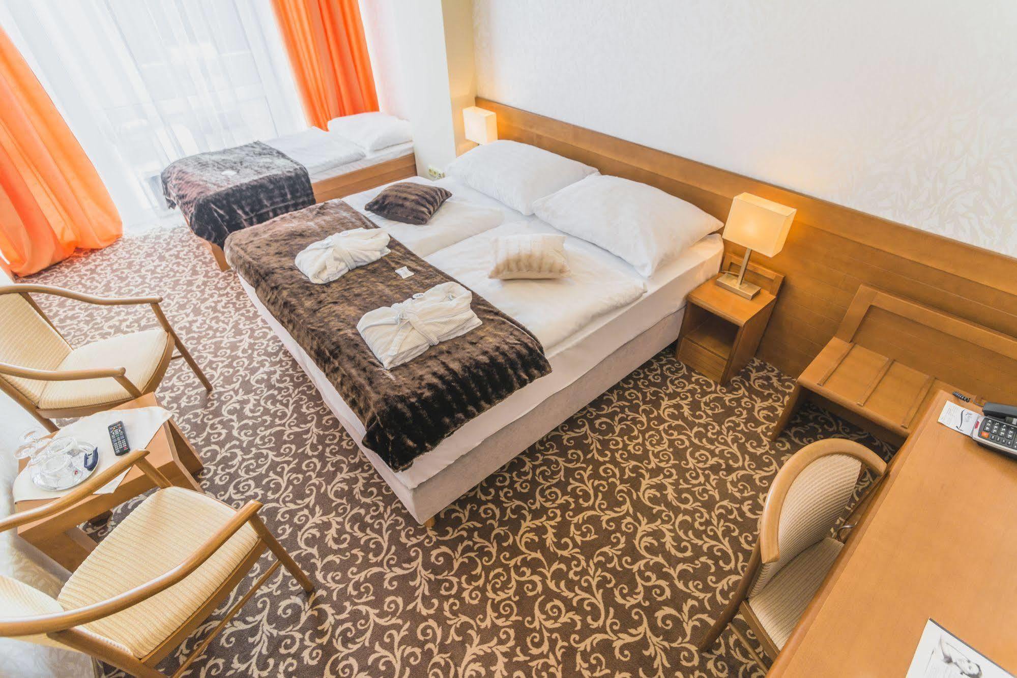 Kontakt Wellness Hotel Tatranská Lomnica Εξωτερικό φωτογραφία